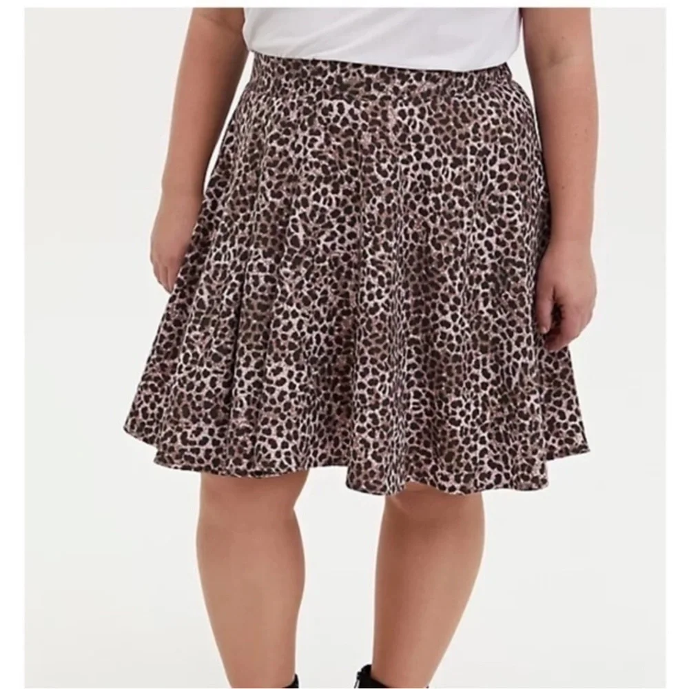 Torrid Leopard Animal Print Twill Pleated Skater Mini Skirt